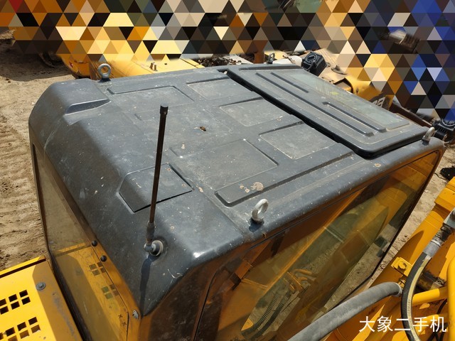 龙工 LG6245E 挖掘机