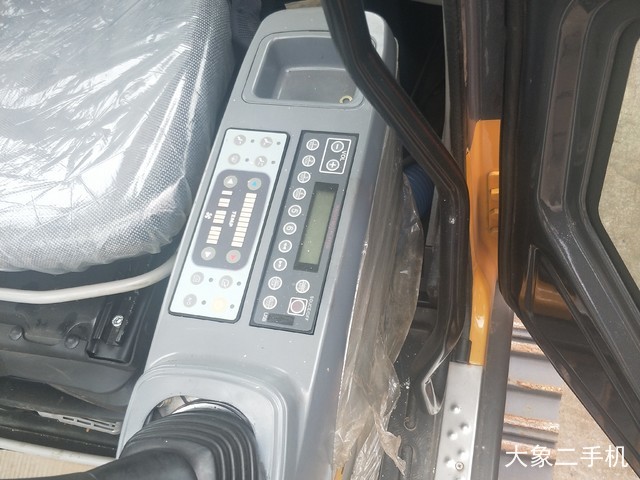 徐挖 XCG240LC-7E 挖掘机