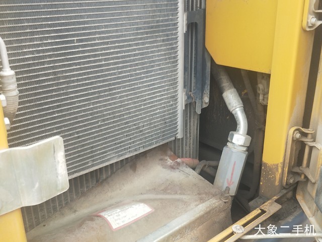 徐工 XE75G 挖掘机