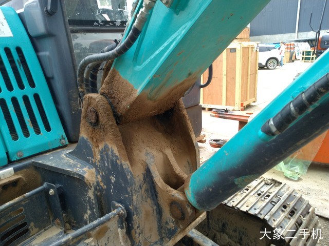 神钢 SK60-C 挖掘机