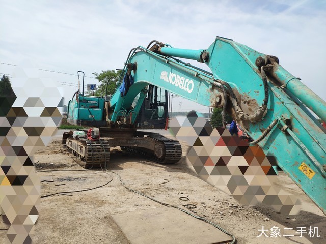 神钢 SK250LC-8 挖掘机