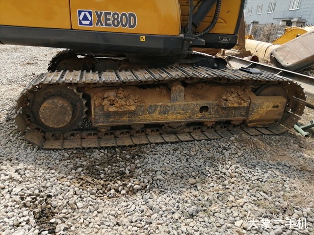 徐工 XE75D 挖掘机