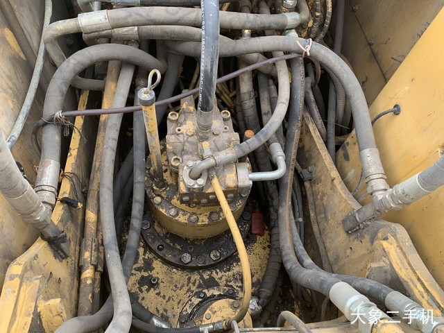 卡特彼勒 320C 挖掘机