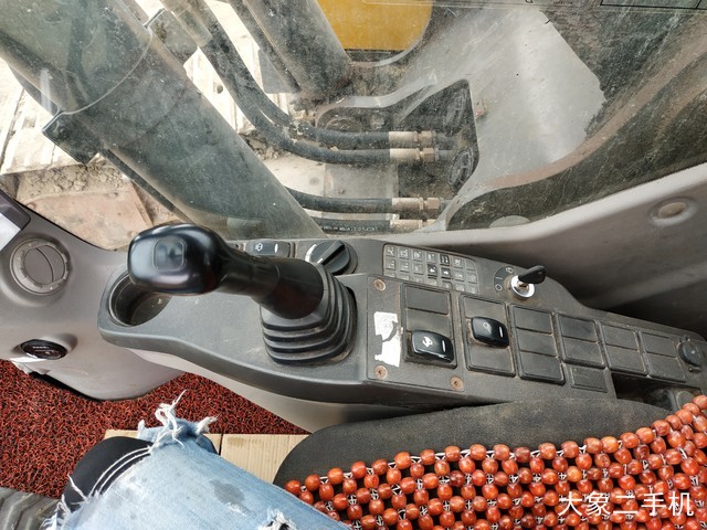 沃尔沃 EC250D 挖掘机