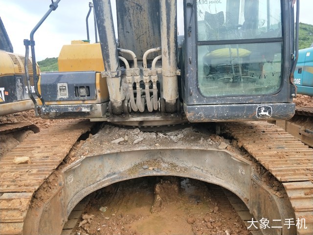 约翰迪尔 E240SC 挖掘机