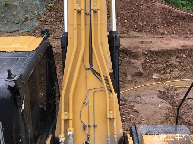 卡特彼勒 330D2L液压 挖掘机