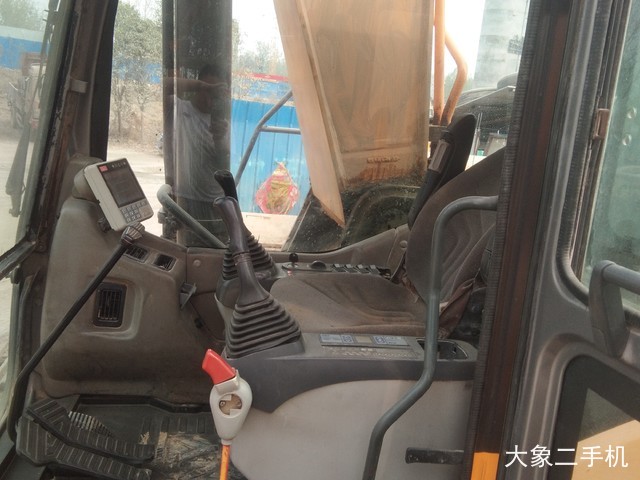 三一重工 SY285C 挖掘机