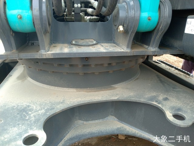 神钢 SK210LC-10 挖掘机
