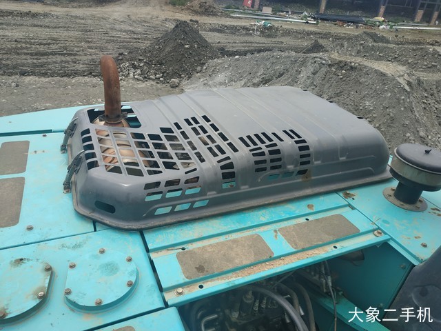 神钢 SK260LC-8 挖掘机