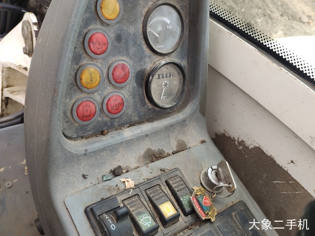 特雷克斯 TC60 挖掘机