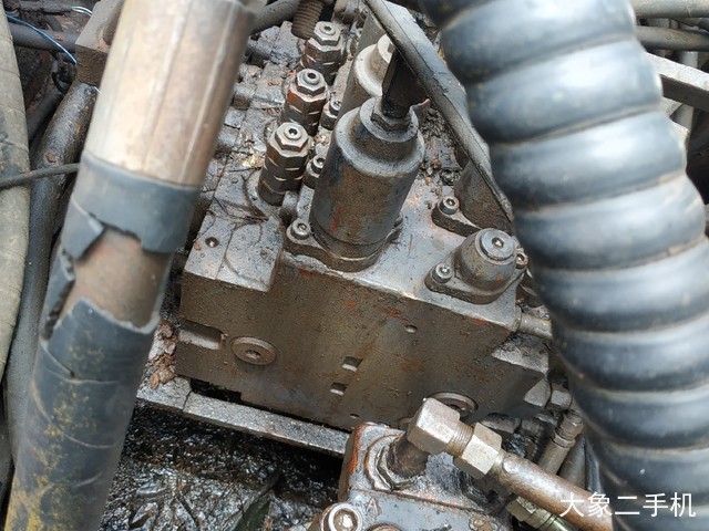 山重建机 JCM913 挖掘机