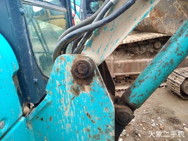 神钢 SK60-8 挖掘机