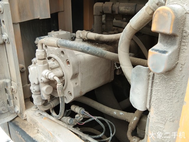 沃尔沃 EC290BLC 挖掘机