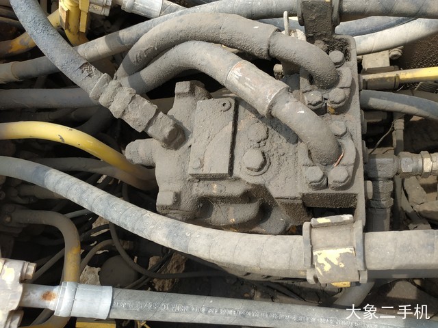 小松 PC220LC-6 挖掘机