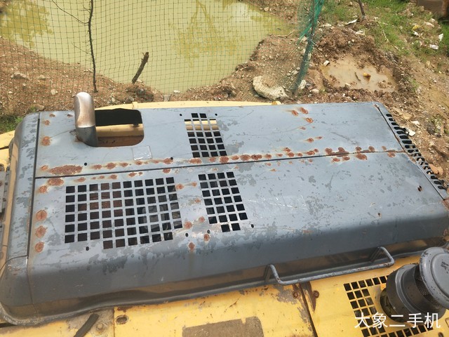 现代 R150LC-7 挖掘机