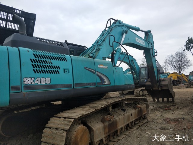 神钢 SK480LC-8 挖掘机
