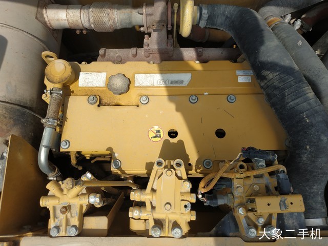 卡特彼勒 323DL 挖掘机