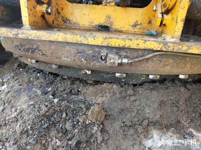 雷沃重工 FR220-7 挖掘机