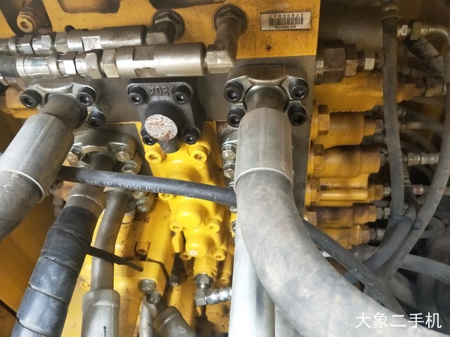 小松 PC240LC-8加长臂 挖掘机