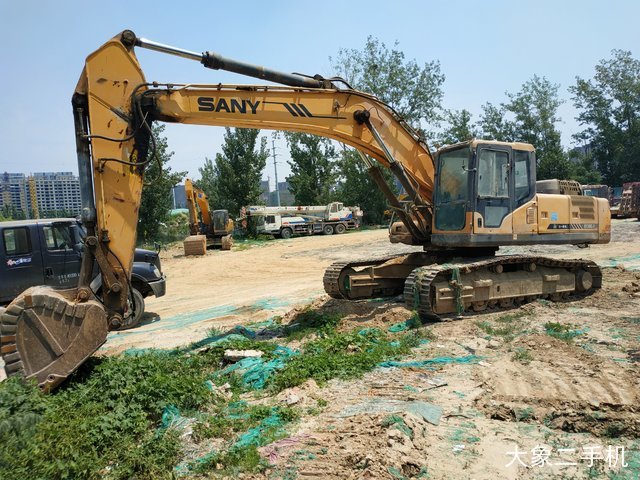 三一重工 SY335C 挖掘机