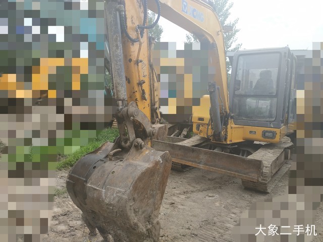 徐工 XE65D 挖掘机