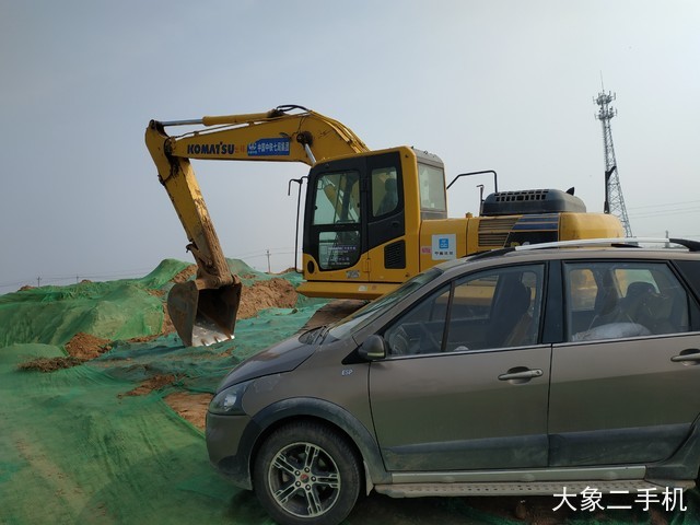 小松 PC240LC-8 挖掘机