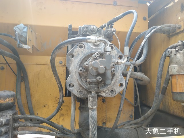 徐工 XE370CA 挖掘机
