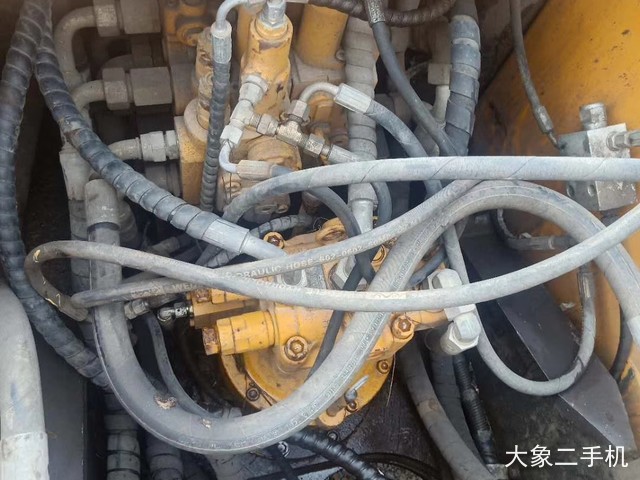 三一重工 SY135C-9 挖掘机