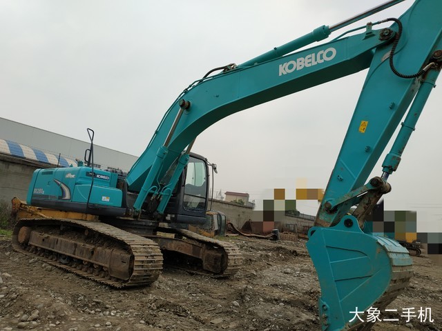 神钢 SK260LC-8 挖掘机
