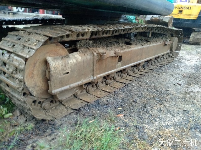 神钢 SK140LC-8 挖掘机