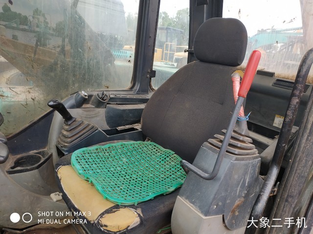 神钢 SK250LC-8 挖掘机