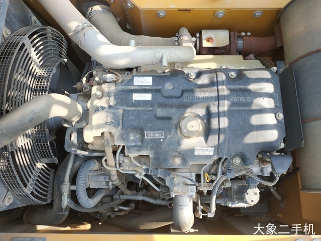 三一重工 SY215C 挖掘机