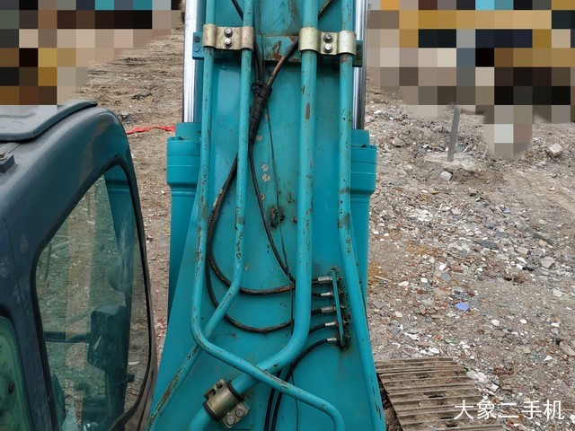 神钢 SK260LC-8 挖掘机