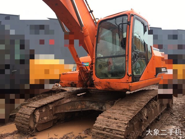 斗山 DH220LC-9E 挖掘机
