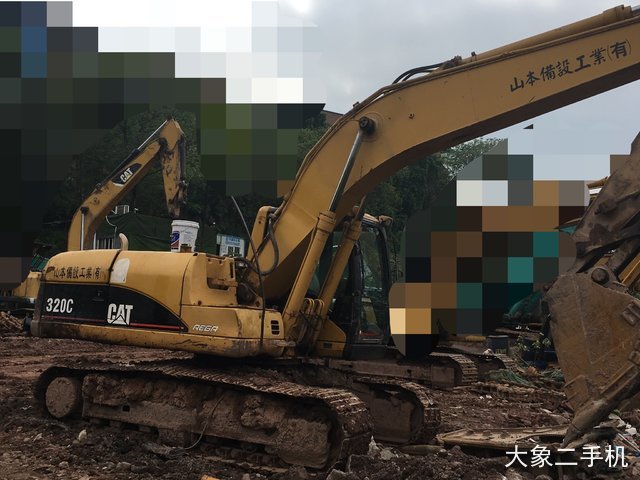 卡特彼勒 320C 挖掘机