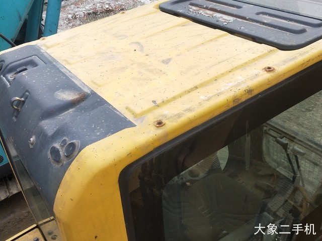 小松 PC240LC-8 挖掘机