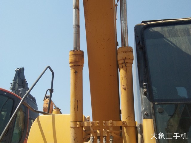 小松 PC130 挖掘机