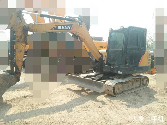 三一重工 SY55C 挖掘机