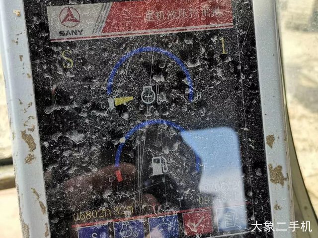 三一重工 SY235C-9 挖掘机