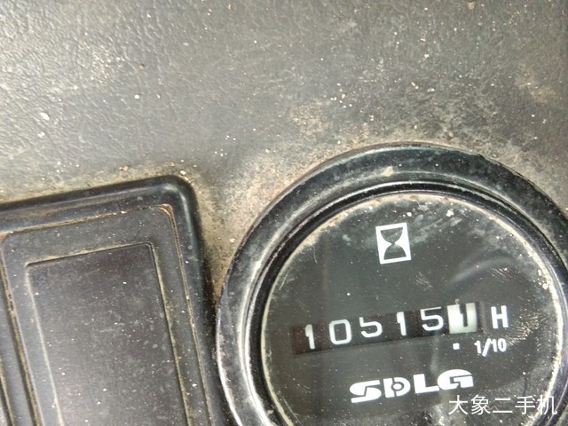 山东临工 LG6210 挖掘机