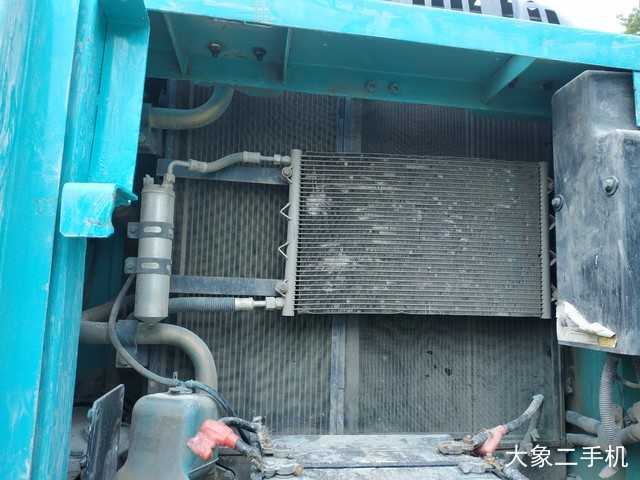 神钢 SK250-8 挖掘机