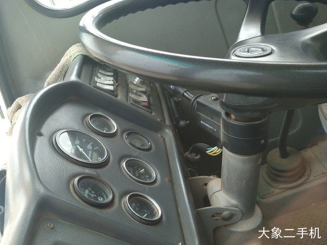 徐工 QY16D 起重机