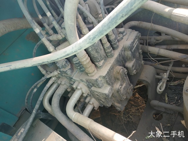 神钢 SK260LC-8 挖掘机