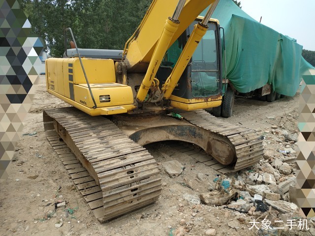 小松 PC220LC-6 挖掘机