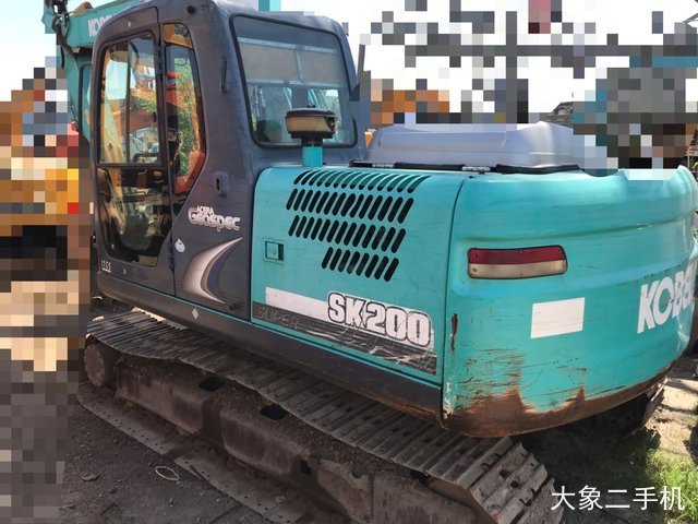 神钢 SK140LC-8 挖掘机
