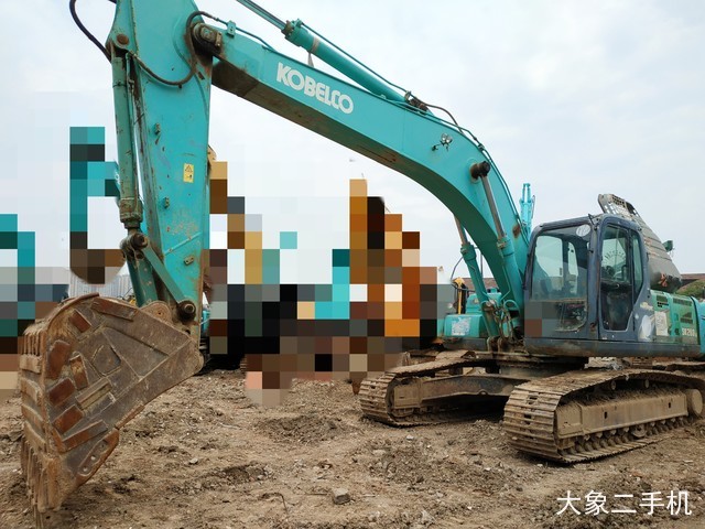 神钢 SK260LC-8 挖掘机