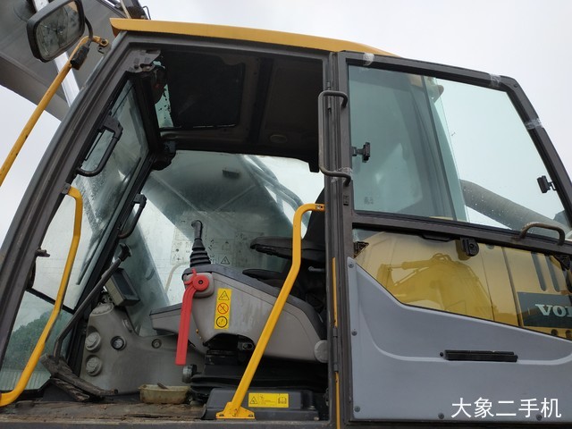 沃尔沃 EC480DL 挖掘机