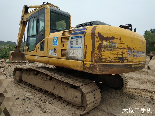 小松 PC220-8 挖掘机