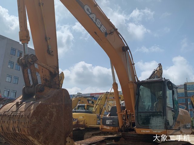 凯斯 CX240B 挖掘机