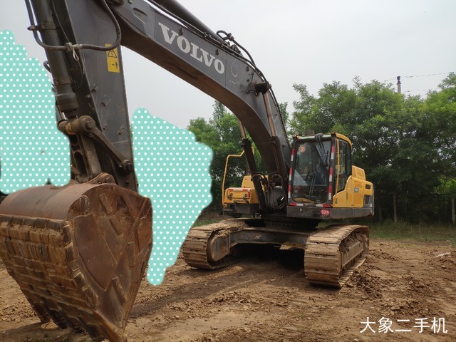 沃尔沃 EC380DL 挖掘机
